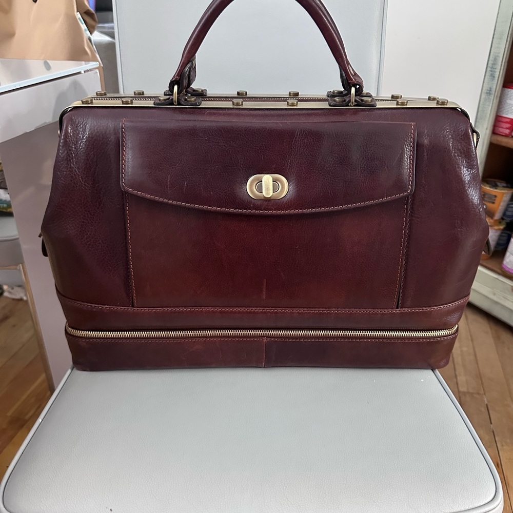 Elegant Maroon Leather Men's Briefcase